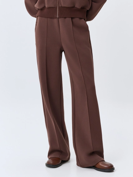 Трикотажные брюки в шоколадном оттенке