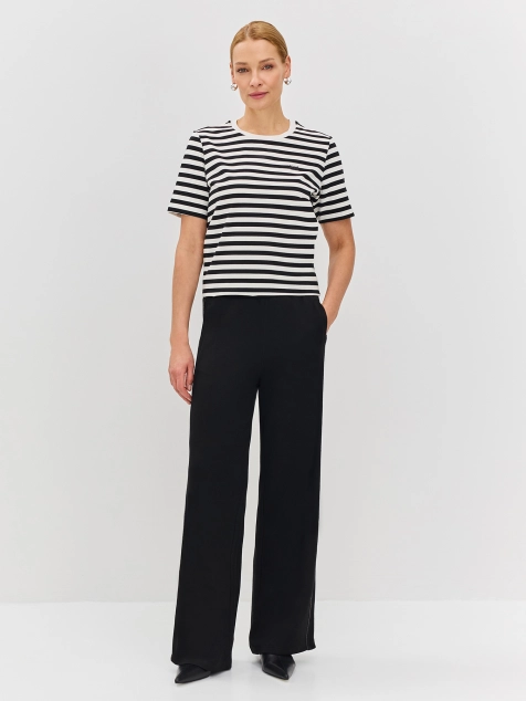 Трикотажные брюки с искрящимися лампасами