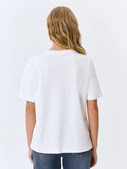 Футболка с ажурной аппликацией