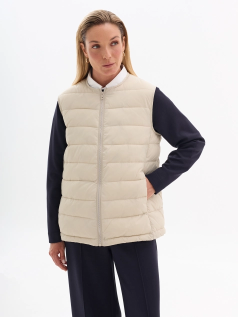 Классический жилет с горизонтальной стежкой