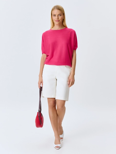 Яркий вязаный джемпер 