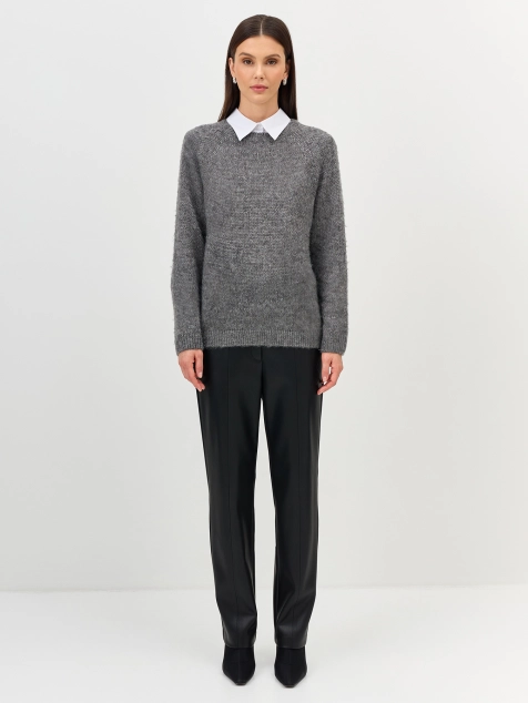 Свободный джемпер с деликатным сиянием