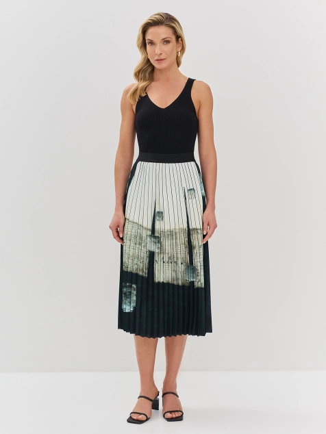 Плиссированная юбка с абстрактным принтом