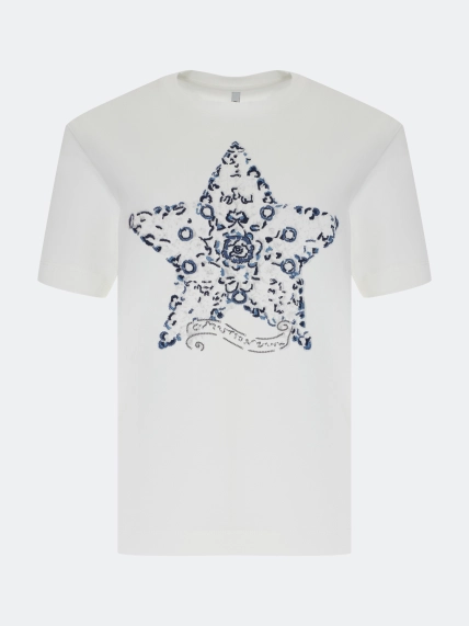 Футболка с яркой вышивкой