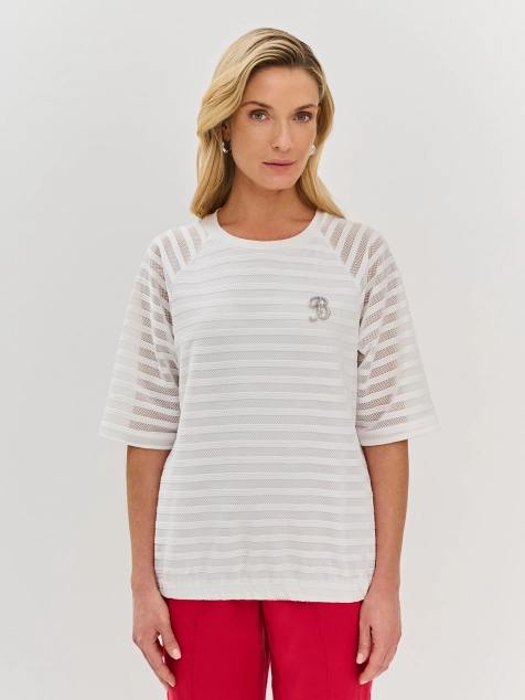 Футболка из фактурного трикотажа