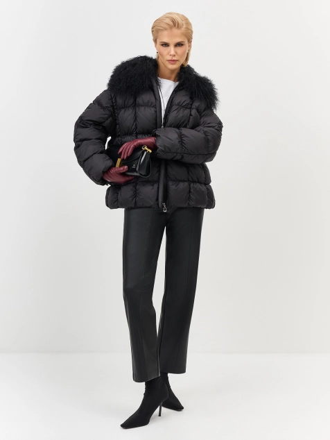 Пуховая куртка с меховым воротником