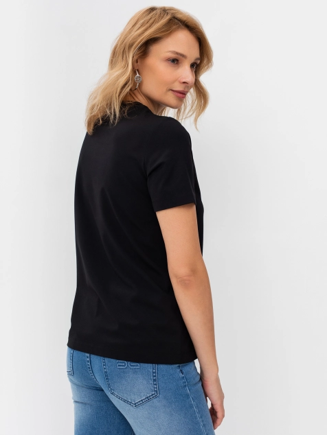 Базовая футболка из хлопка и модала