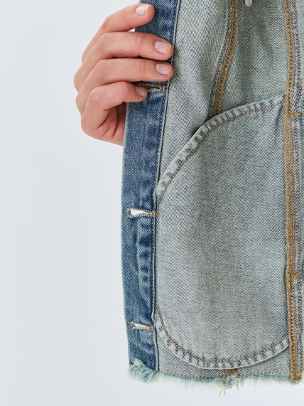 Укороченный джинсовый жакет Row hem