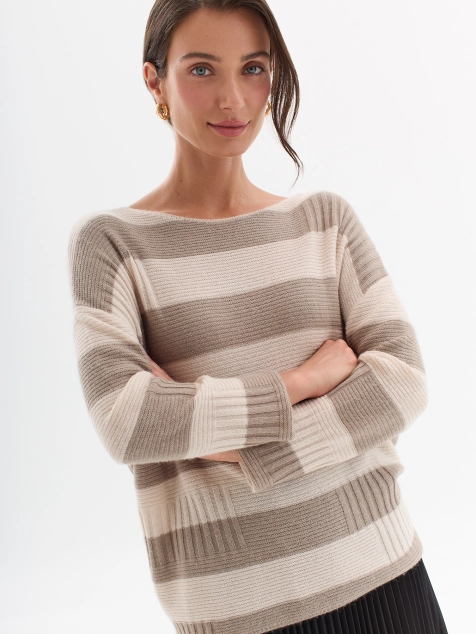 Фактурный свитер в широкую полоску с ангорой и шерстью