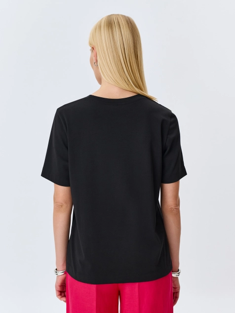 Футболка с мерцающей вышивкой и принтом