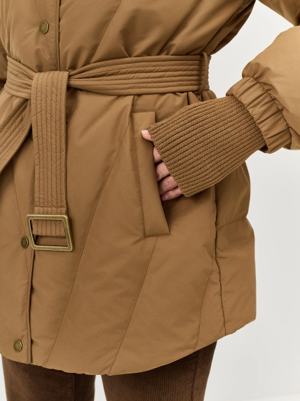 Объемная куртка с трикотажной манишкой