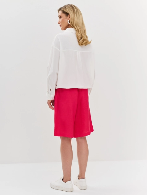 Яркие льняные шорты