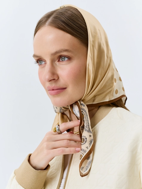 Шелковый шейный платок 