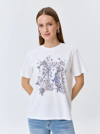 Футболка с акцентным принтом