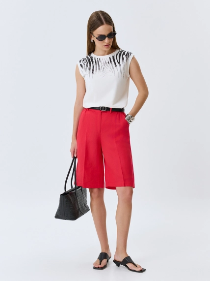 Топ с анималистичным принтом