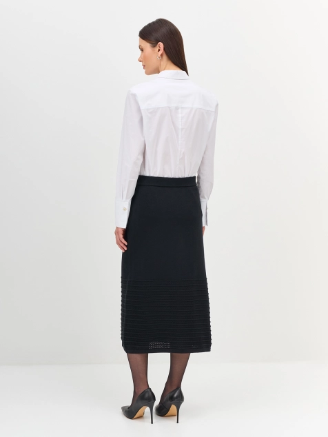 Вязаная юбка с ажурной вставкой