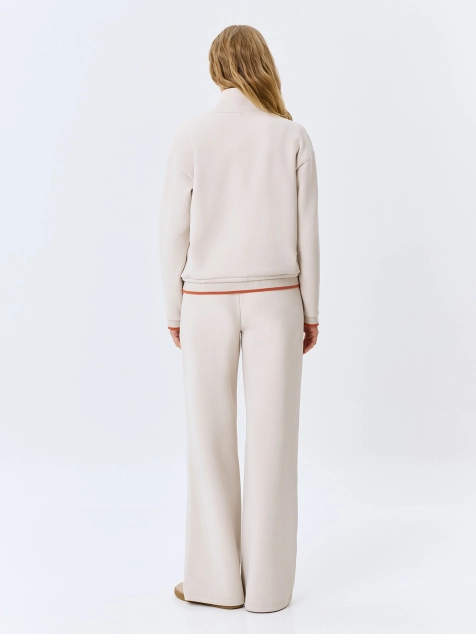 Трикотажные брюки со стрелками