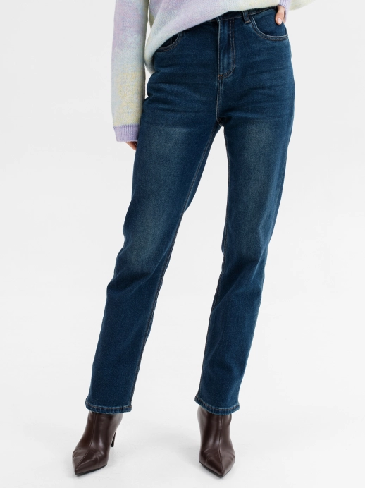 Классические джинсы прямого кроя