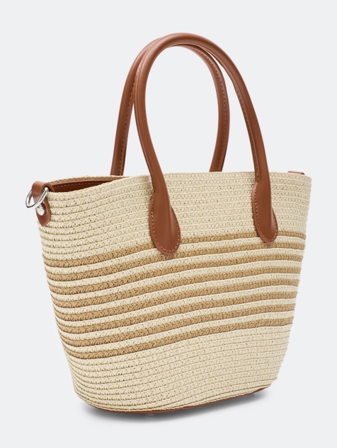 Соломенная сумка в полоску