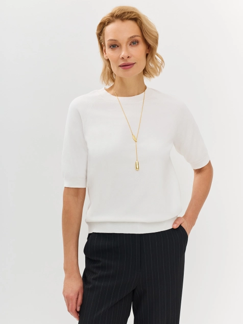 Свободный джемпер с укороченными рукавами