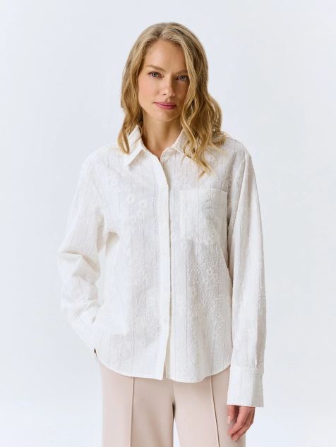 Рубашка с вышивкой в тонкую полоску