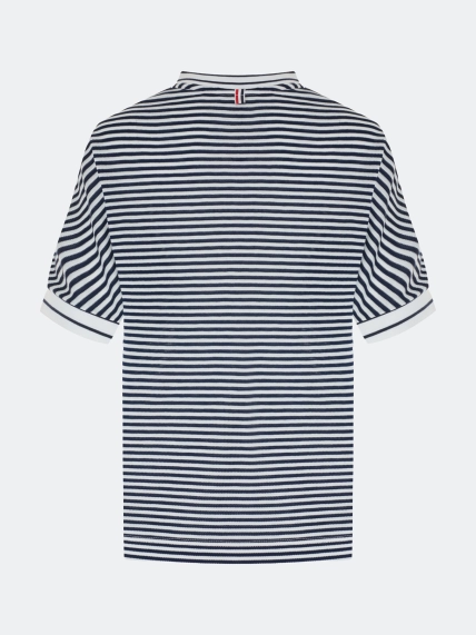 Футболка в тонкую полоску