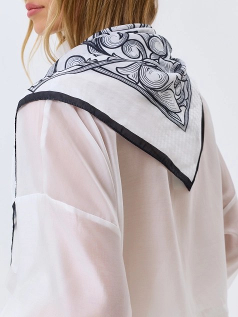 Шейный платок с принтом