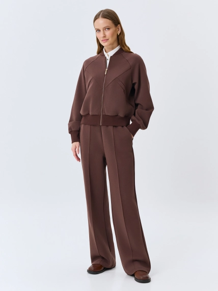 Трикотажный  бомбер в шоколадном оттенке