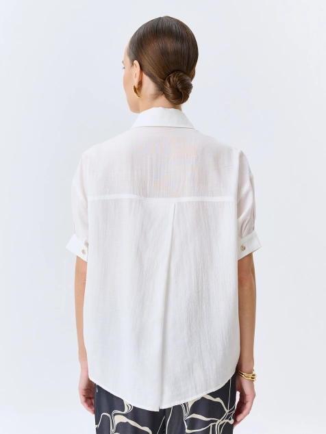 Легкая блузка из нейлона