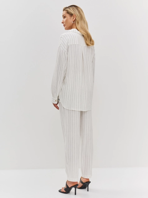 Рубашка из вискозы в тонкую полоску