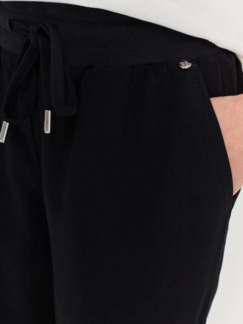 Джоггеры из вискозного шелка