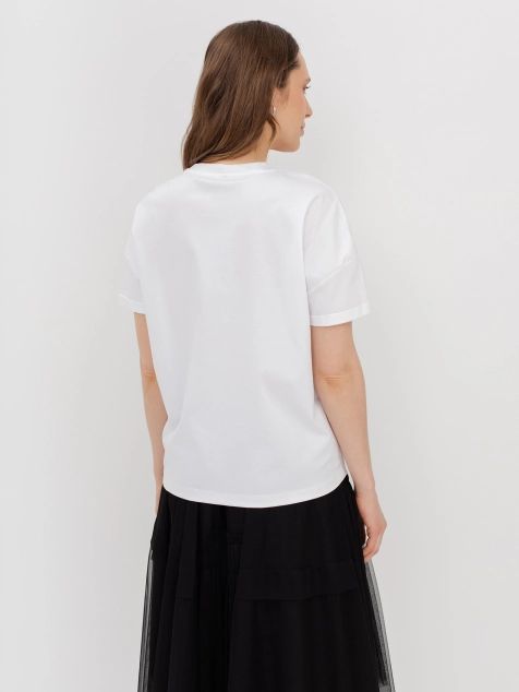 Футболка с графичным принтом и вышивкой пайетками