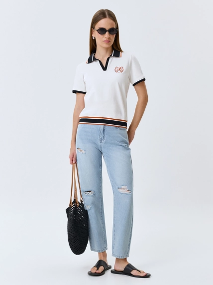 Джинсы бананы с акцентными дестроями