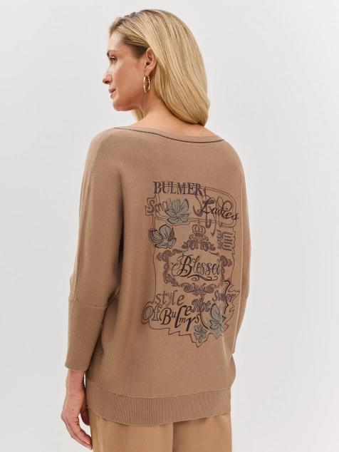 Джемпер с принтом на спинке