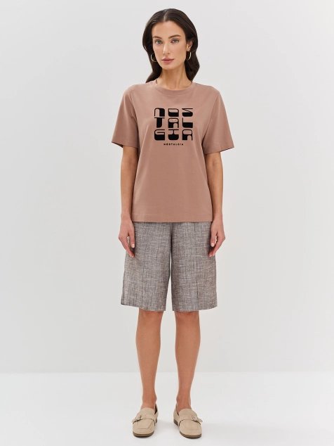 Футболка с минималистичным  принтом