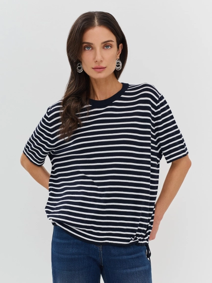 Свободный джемпер из вискозы в полоску