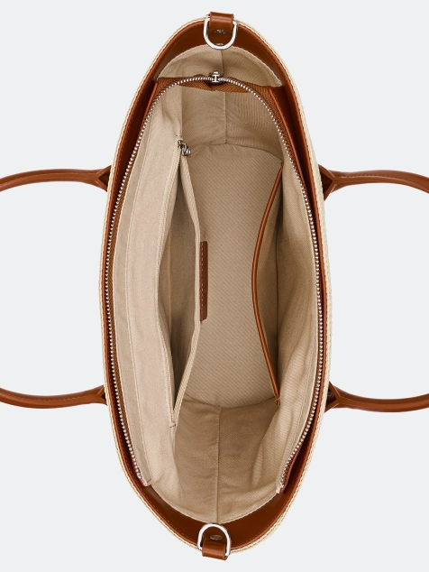 Соломенная сумка в полоску