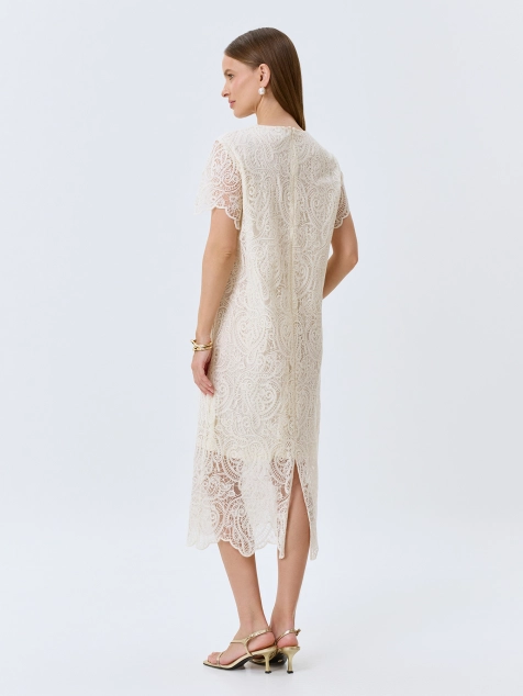 Ажурное платье из хлопка