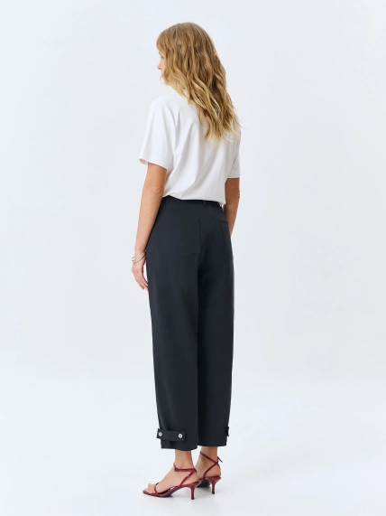 Брюки из тенселя с хлястиками