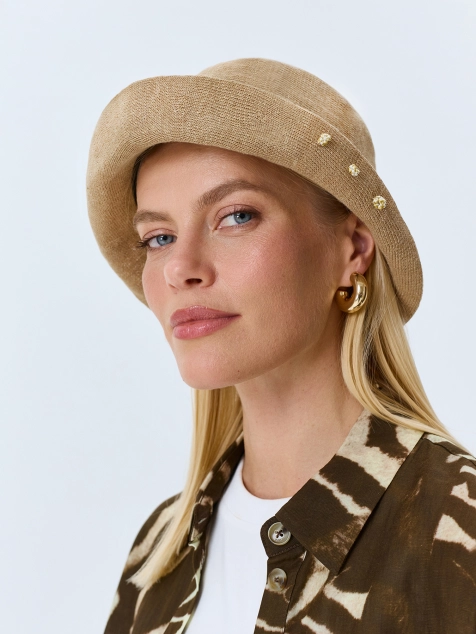 Панама с загнутыми полями