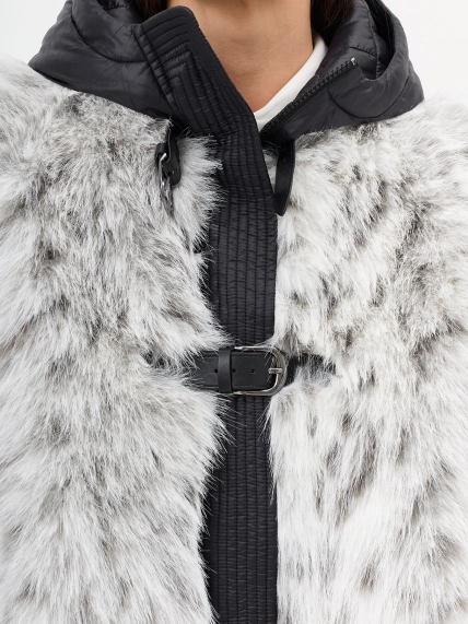 Меховая куртка с анималистичным принтом