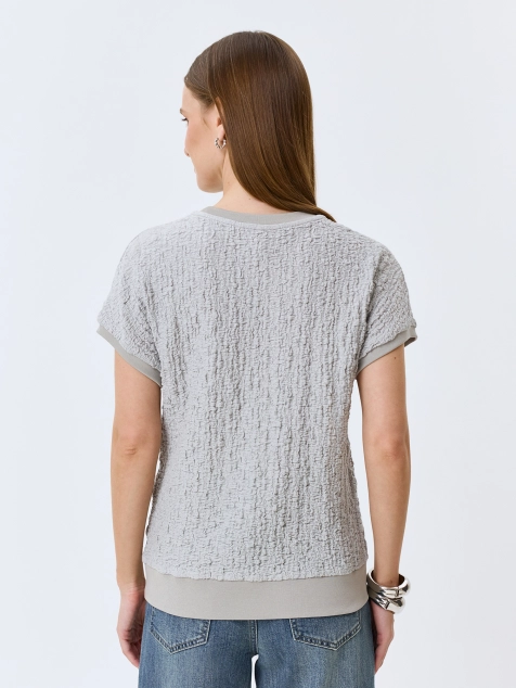 Топ из фактурного трикотажа