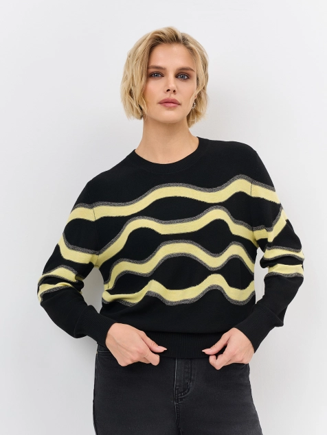 Джемпер с ярким узором