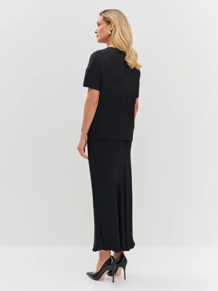 Футболка с ярким лого