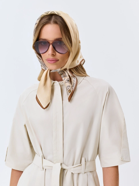 Шелковый шейный платок 