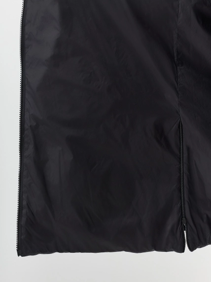 Укороченный пуховик с эффектом металлик