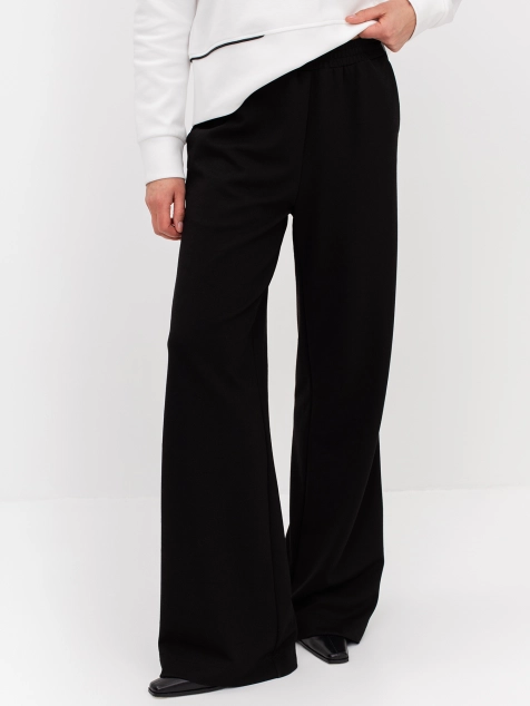 Брюки из кроеного трикотажа на резинке