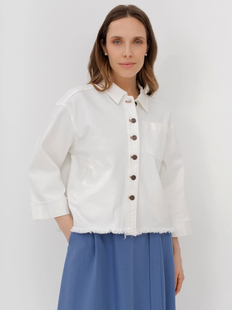 Джинсовый жакет с контрастными пуговицами