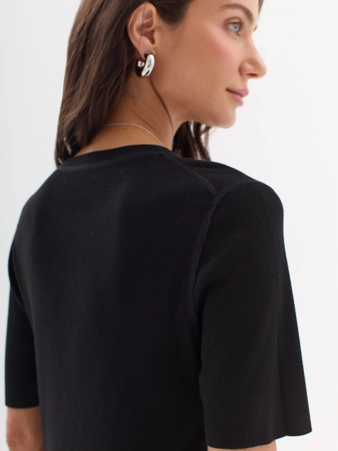 Трикотажный джемпер с укороченными рукавами