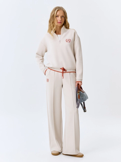 Трикотажные брюки со стрелками